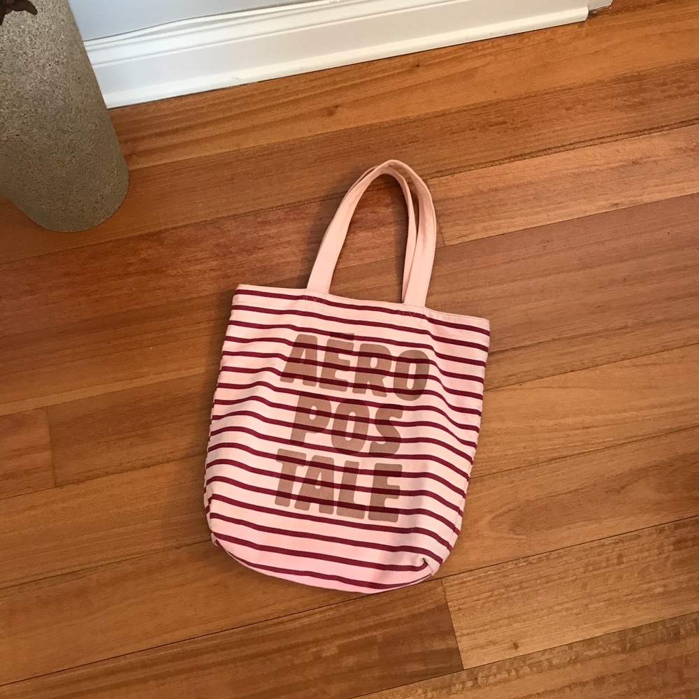 Aeropostale tote bag
